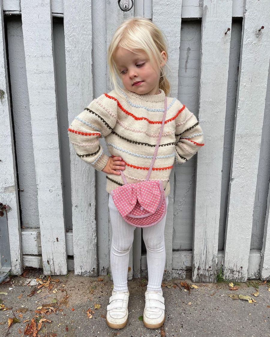 FESTIVAL SWEATER