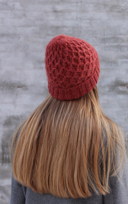 SMOCK BEANIE