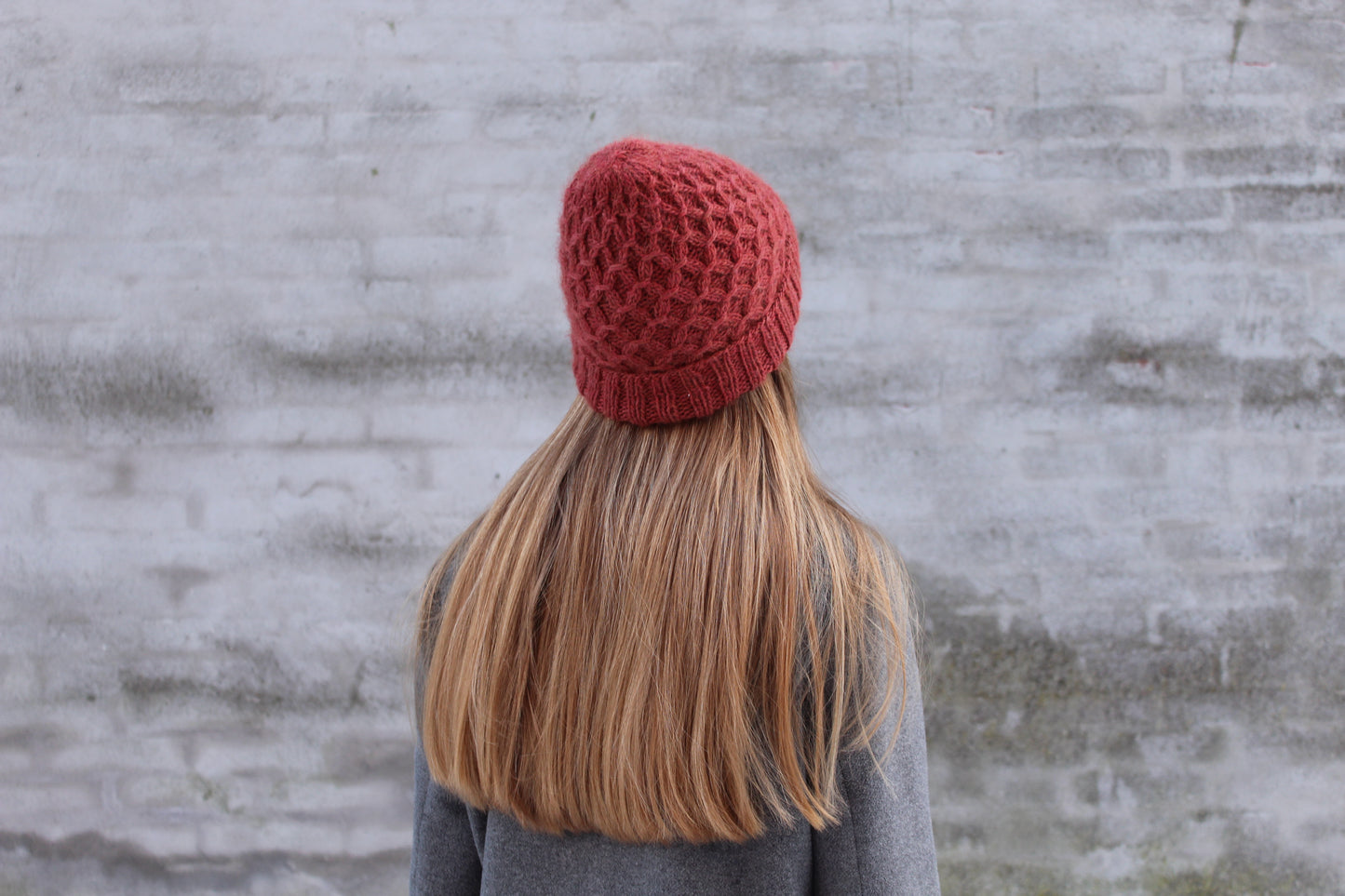 SMOCK BEANIE