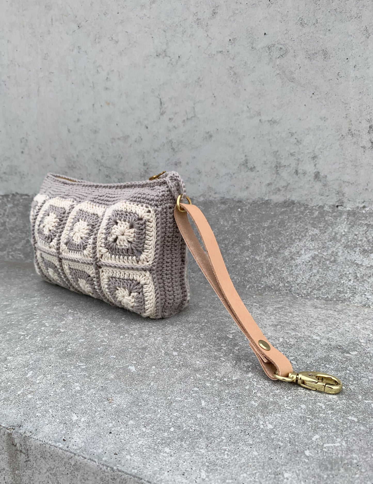 OLDEMOR CLUTCH - Download - GARNLØKKE