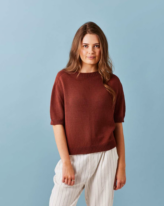 Carla - T-shirt med sadelskuldre