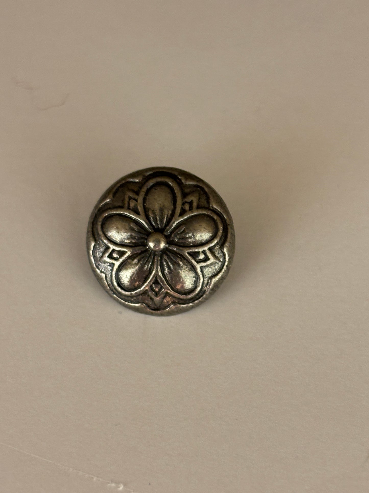 Metalknap m øje Blomst